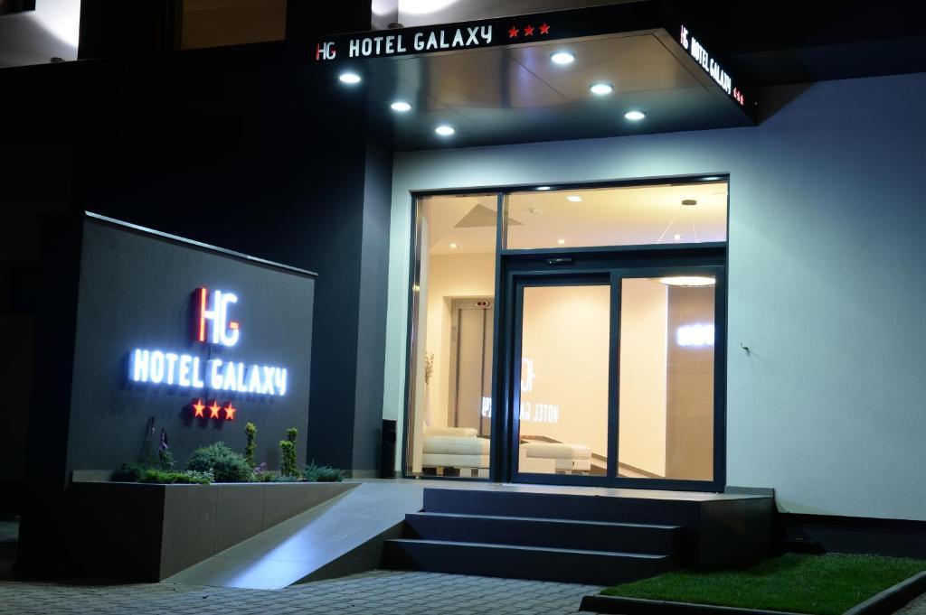 Hotel Galaxy Dumbravita  Eksteriør bilde